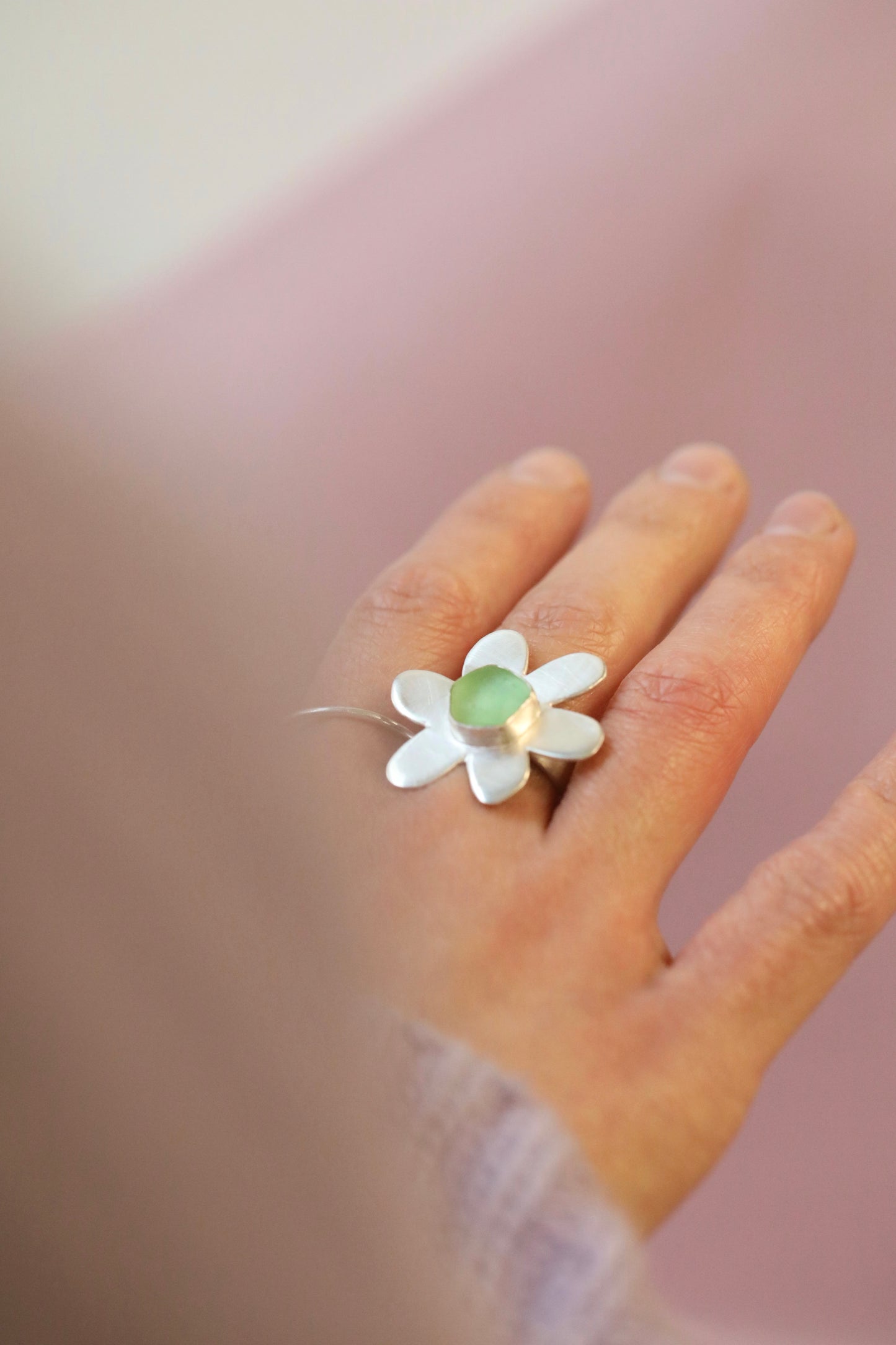 MULL Mint green flower & silver ring - P