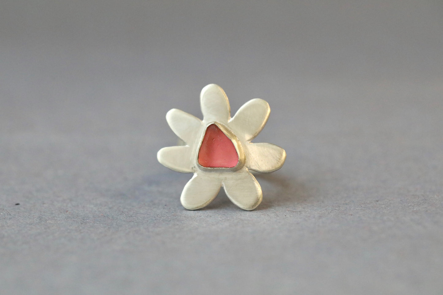 MULL Pink flower & silver ring - O