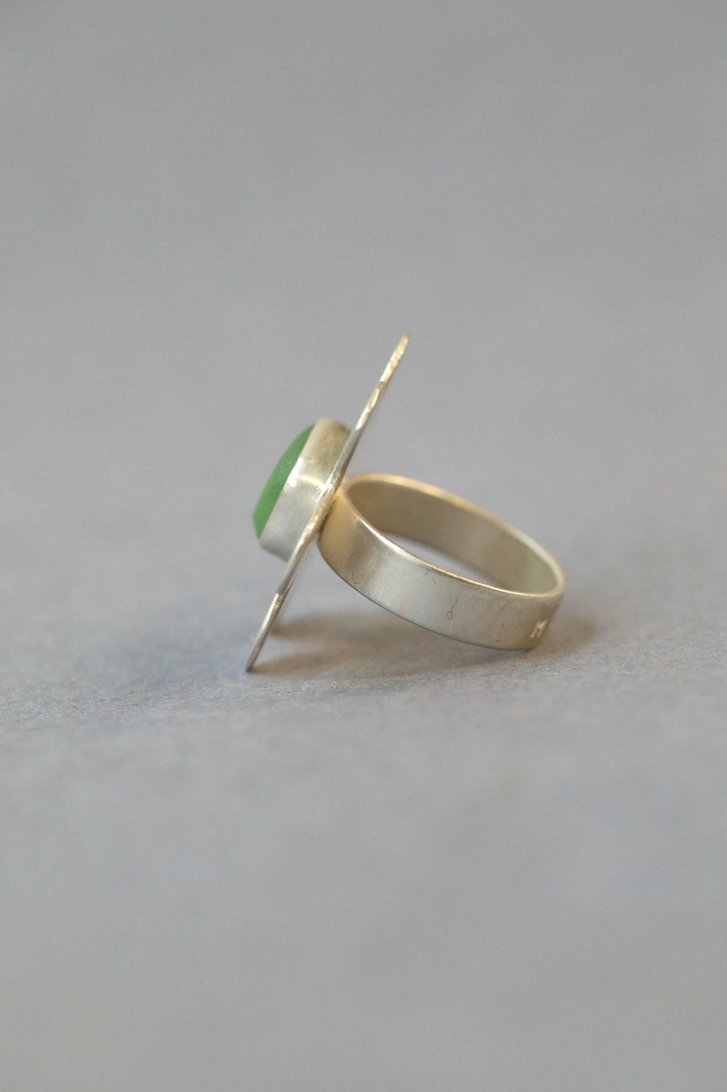 MULL Mint green flower & silver ring - P