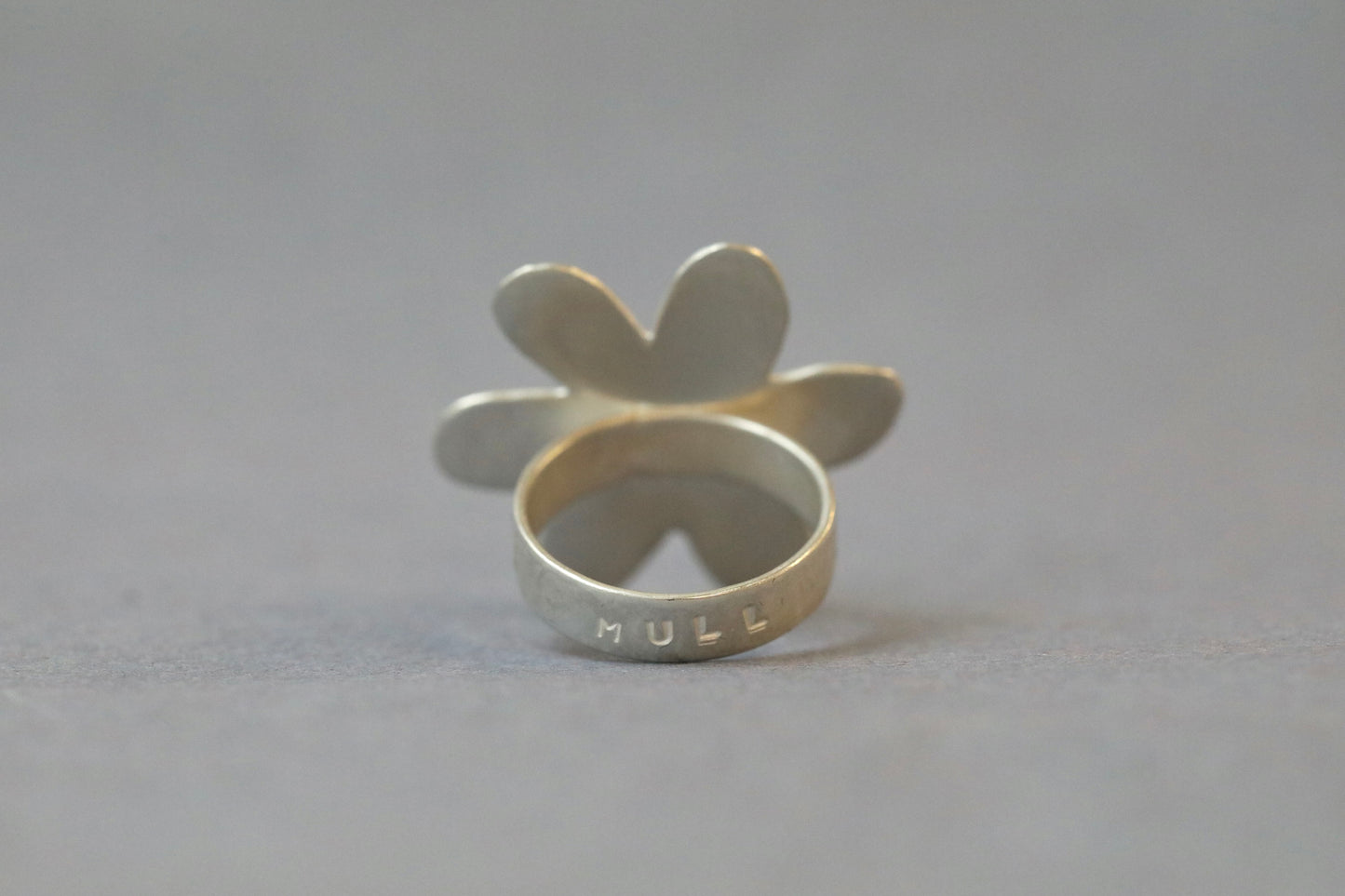 MULL Mint green flower & silver ring - P
