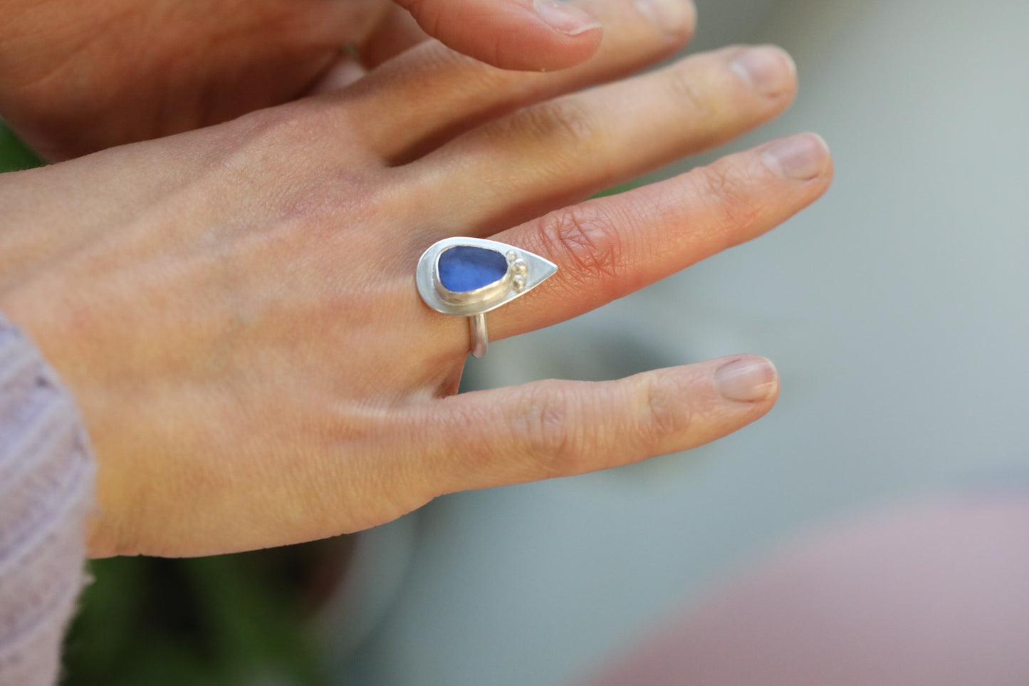MULL Tear detail cornflower & silver ring - M