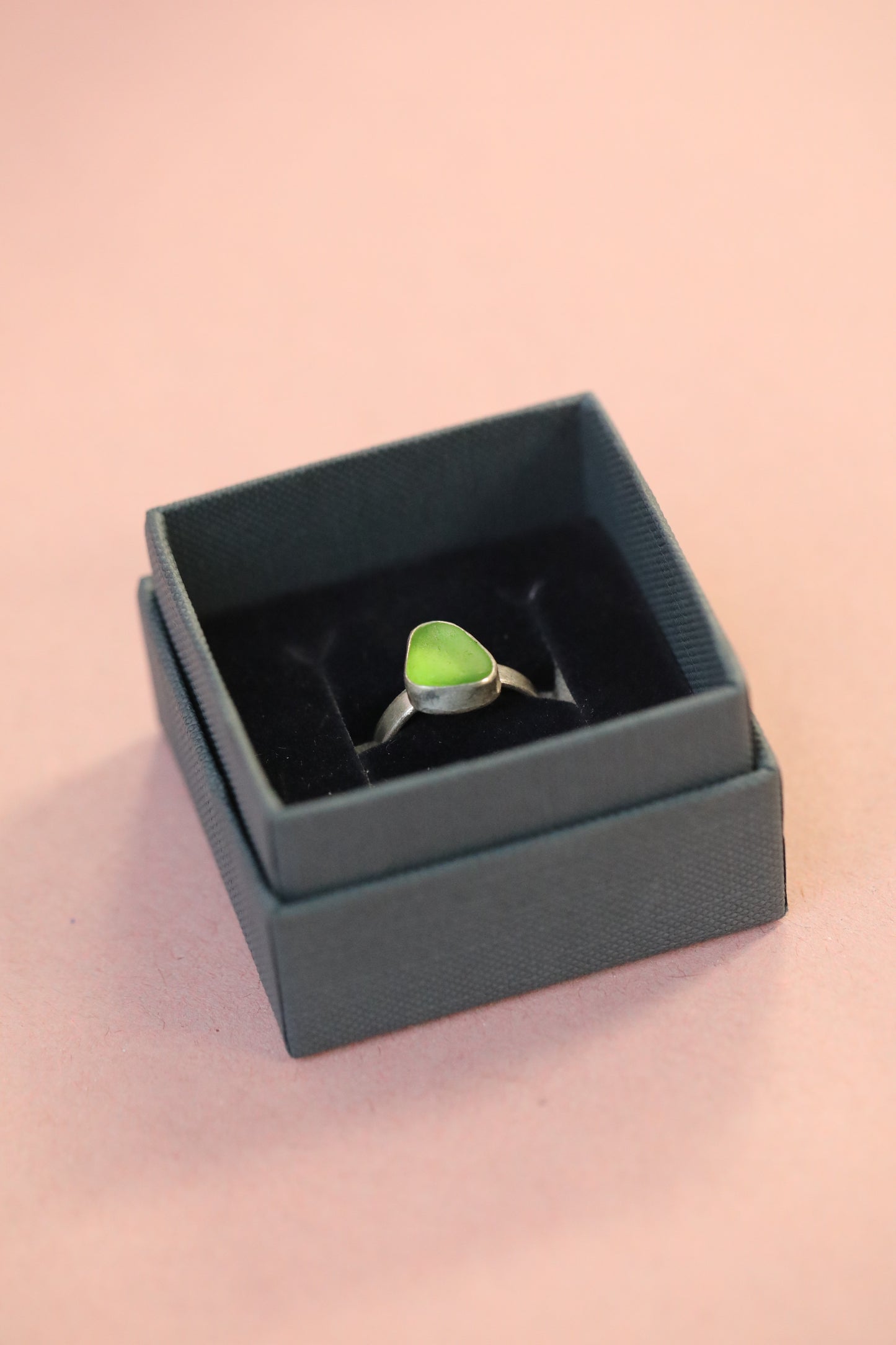 MULL Bright green & silver ring - L