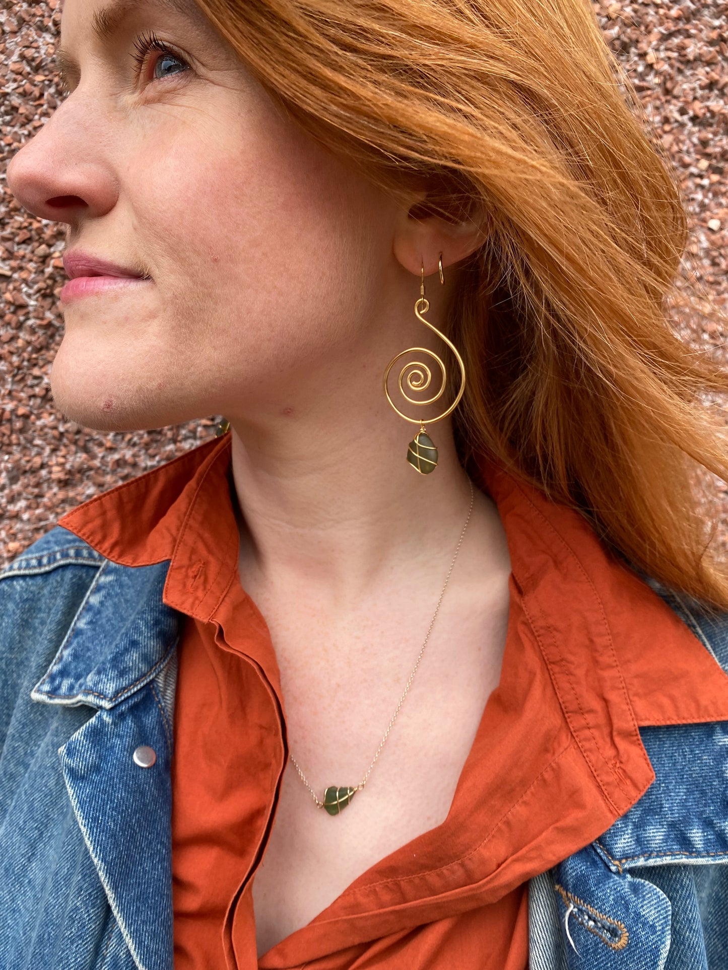 Bex Swirl Earrings in Gold Plated & Dark Green
