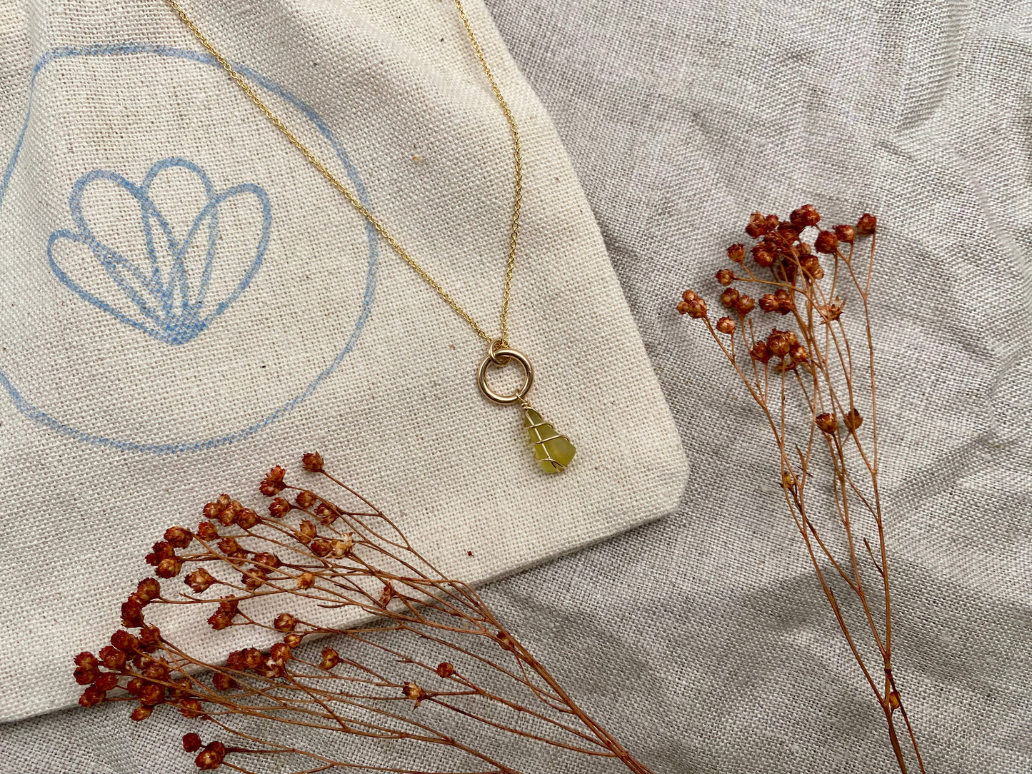 NORTH QUEENSFERRY ~ Chartreuse green & gold filled drop necklace