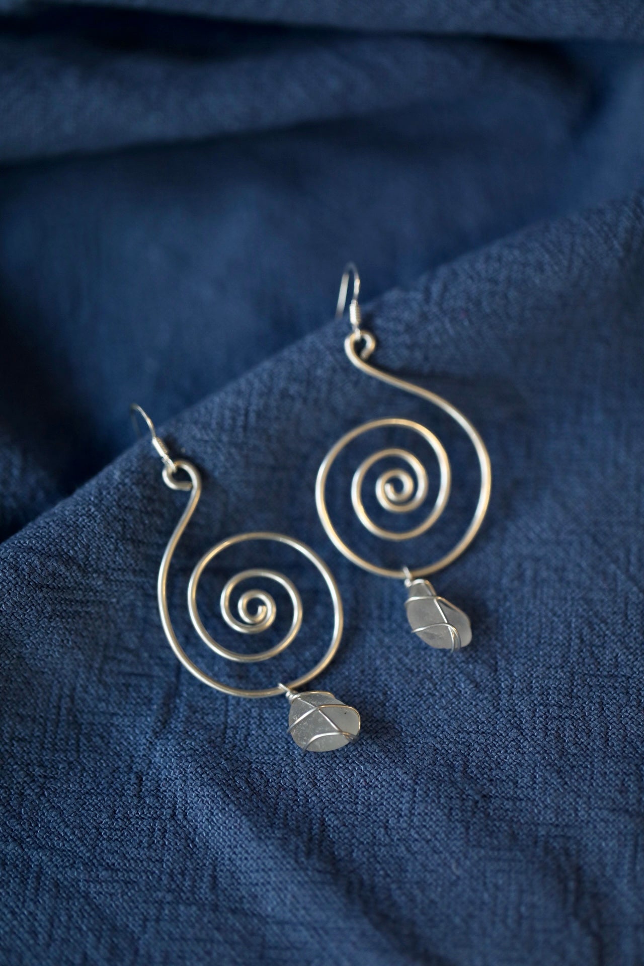 Bex Swirl Earrings in Silver & White
