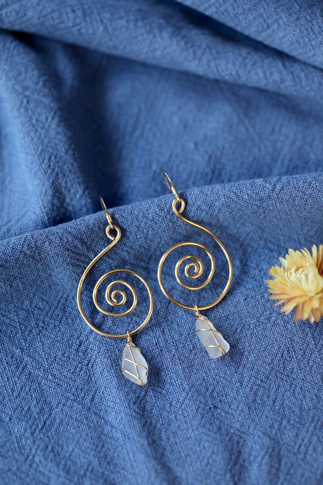 Bex Swirl Earrings in Gold Plated & White
