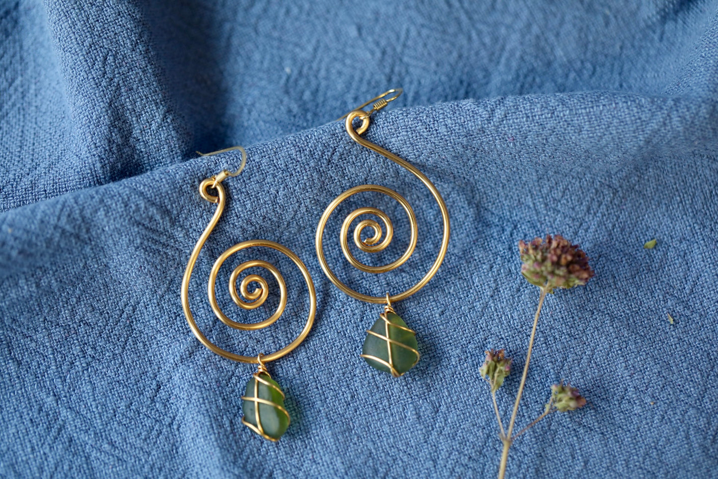 Bex Swirl Earrings in Gold Plated & Dark Green