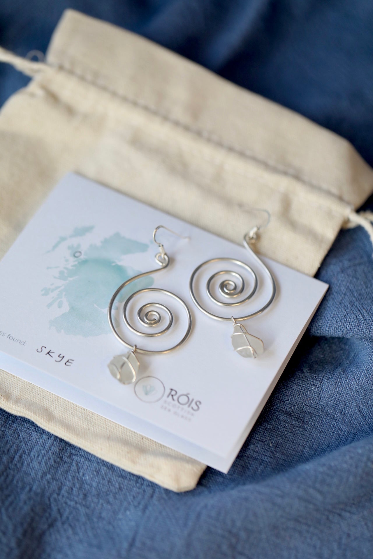 Bex Swirl Earrings in Silver & White