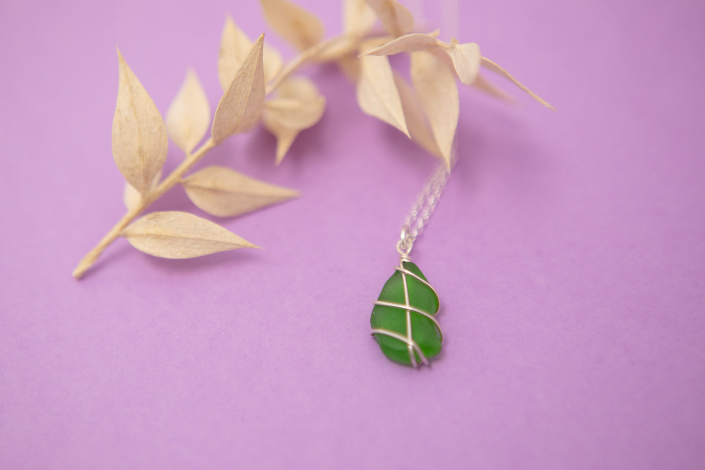 Classic Silver Necklace - Bright Green