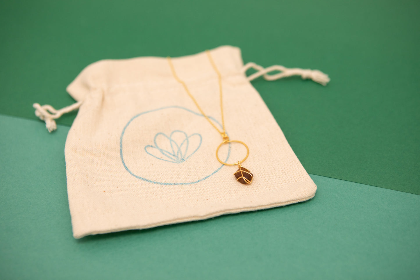 Lillie Hoop Necklace in Gold & Amber