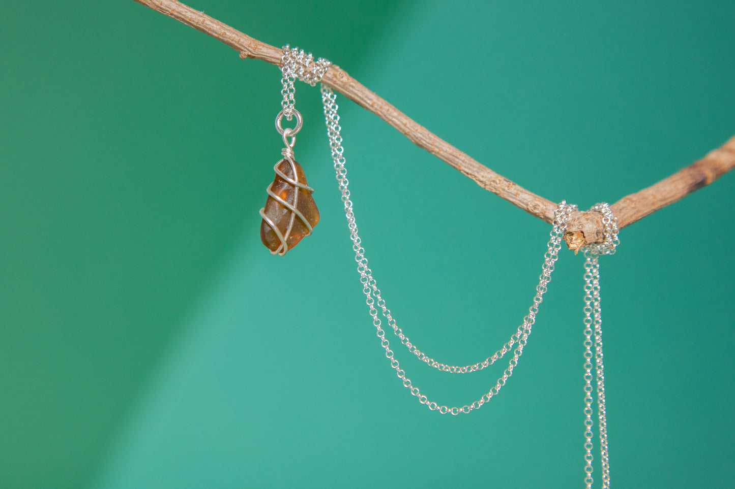 Classic Silver Necklace - Amber