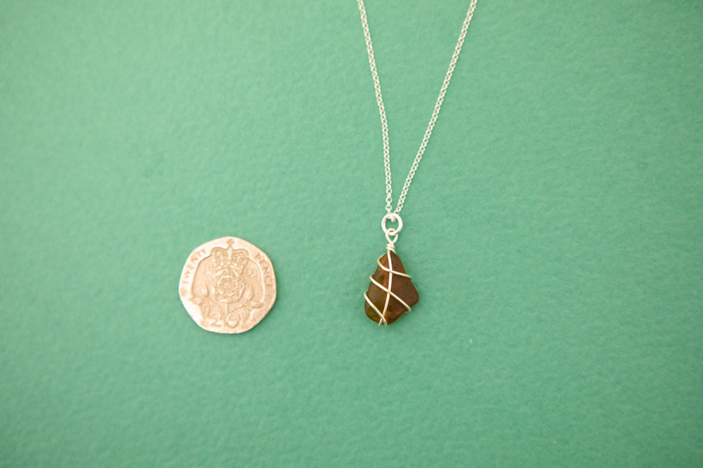 Classic Silver Necklace - Amber