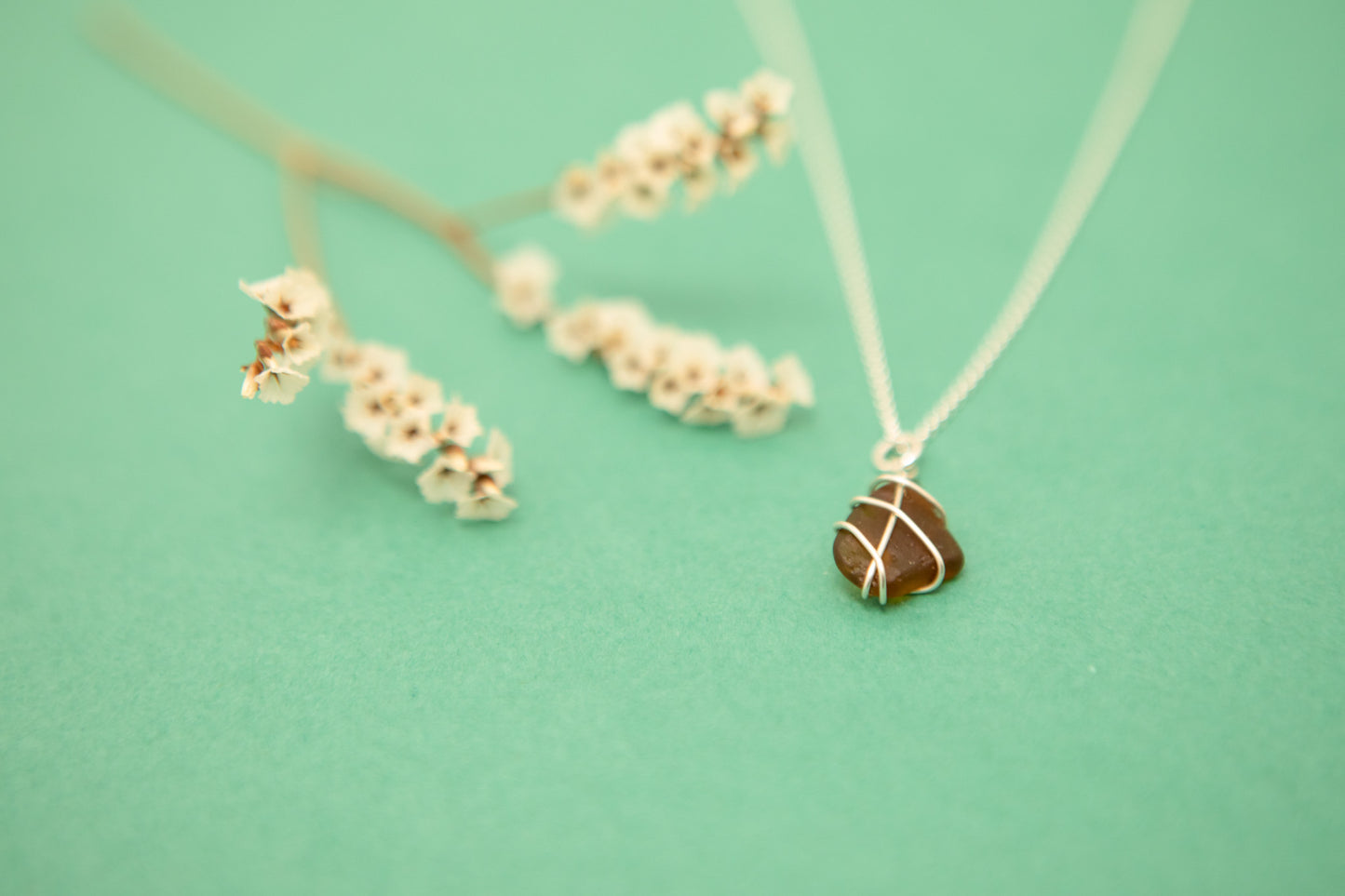 Classic Silver Necklace - Amber