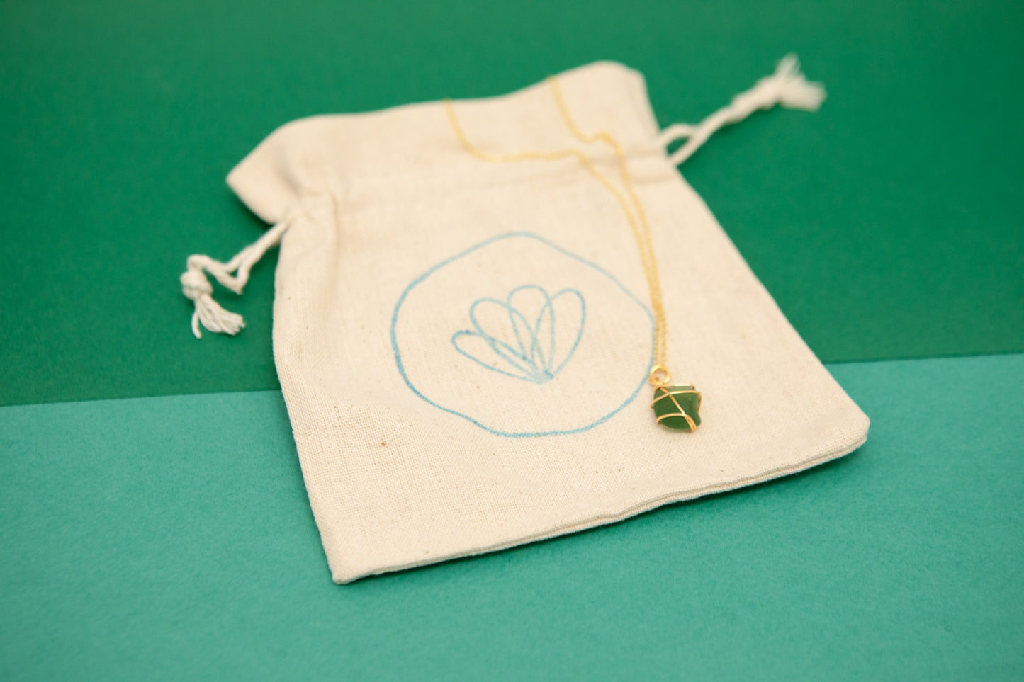 Classic Gold Necklace - Dark Green