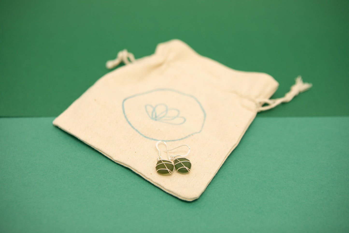 Classic silver earrings - Dark Green