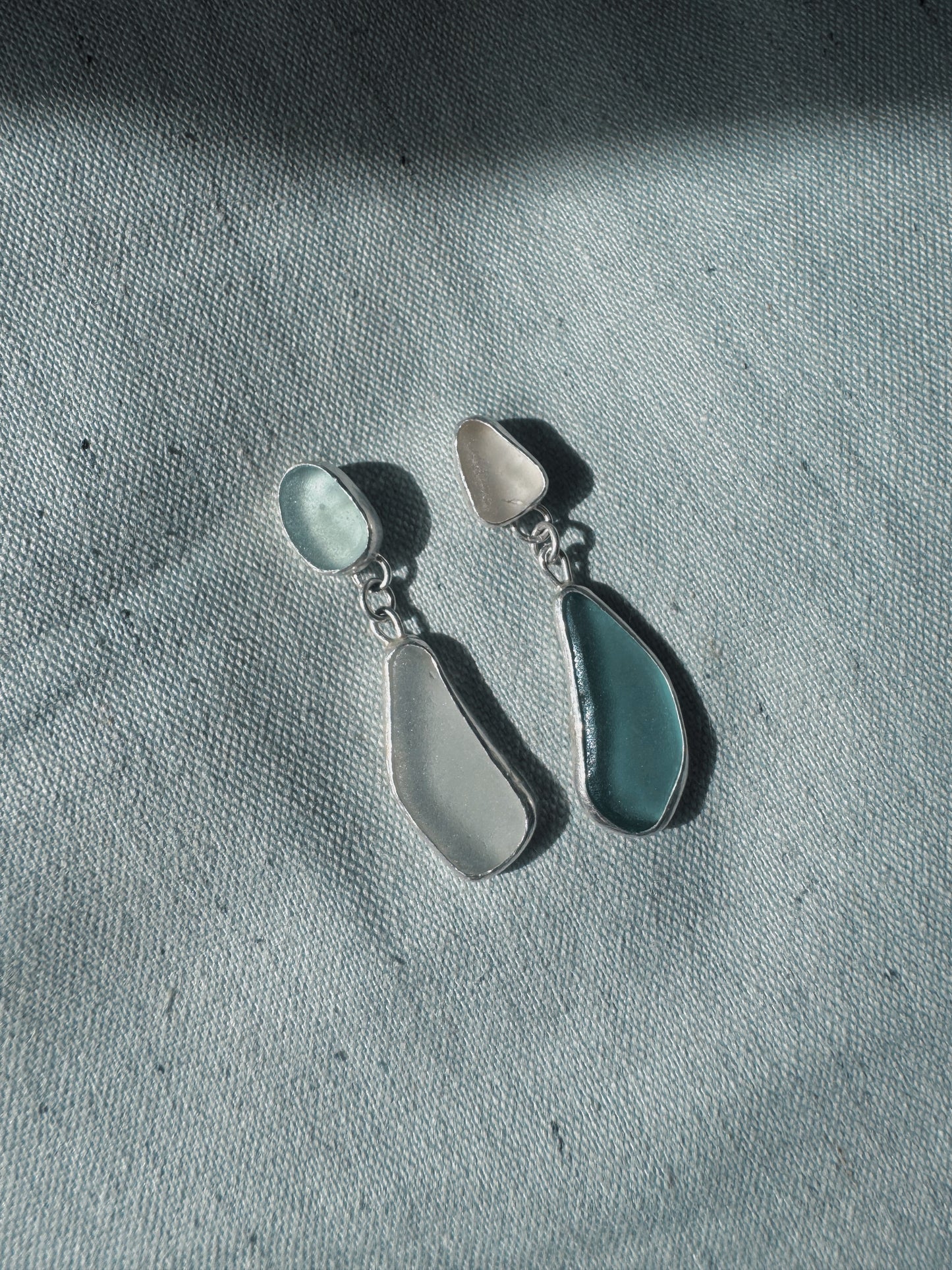 KINTYRE Mismatch silver signet earrings