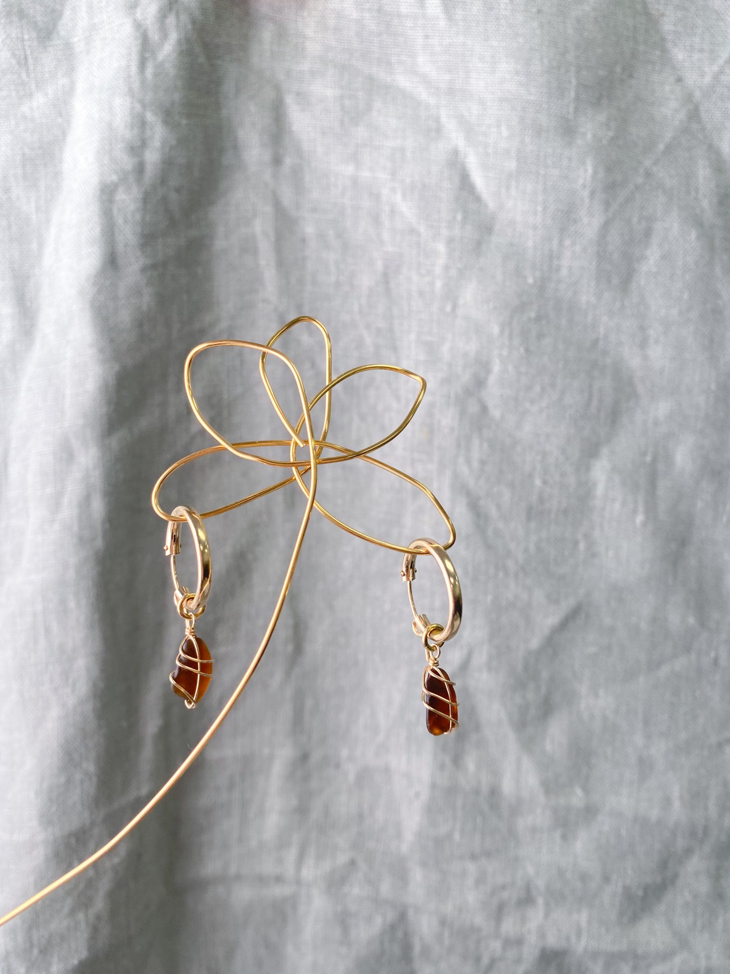 Leone Hoops in Gold Filled & Amber