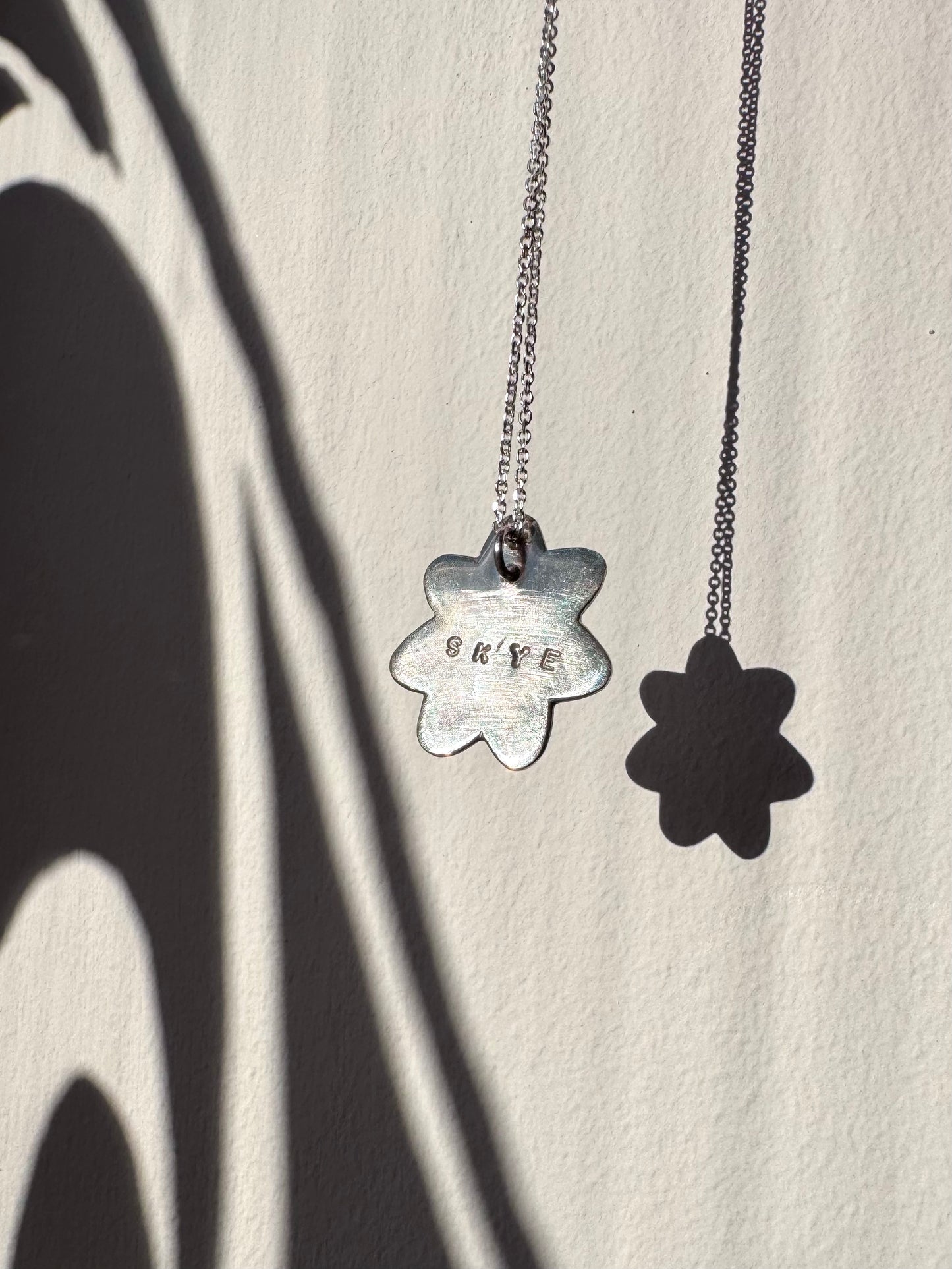 The Flower Signet Necklace - Skye in teal green