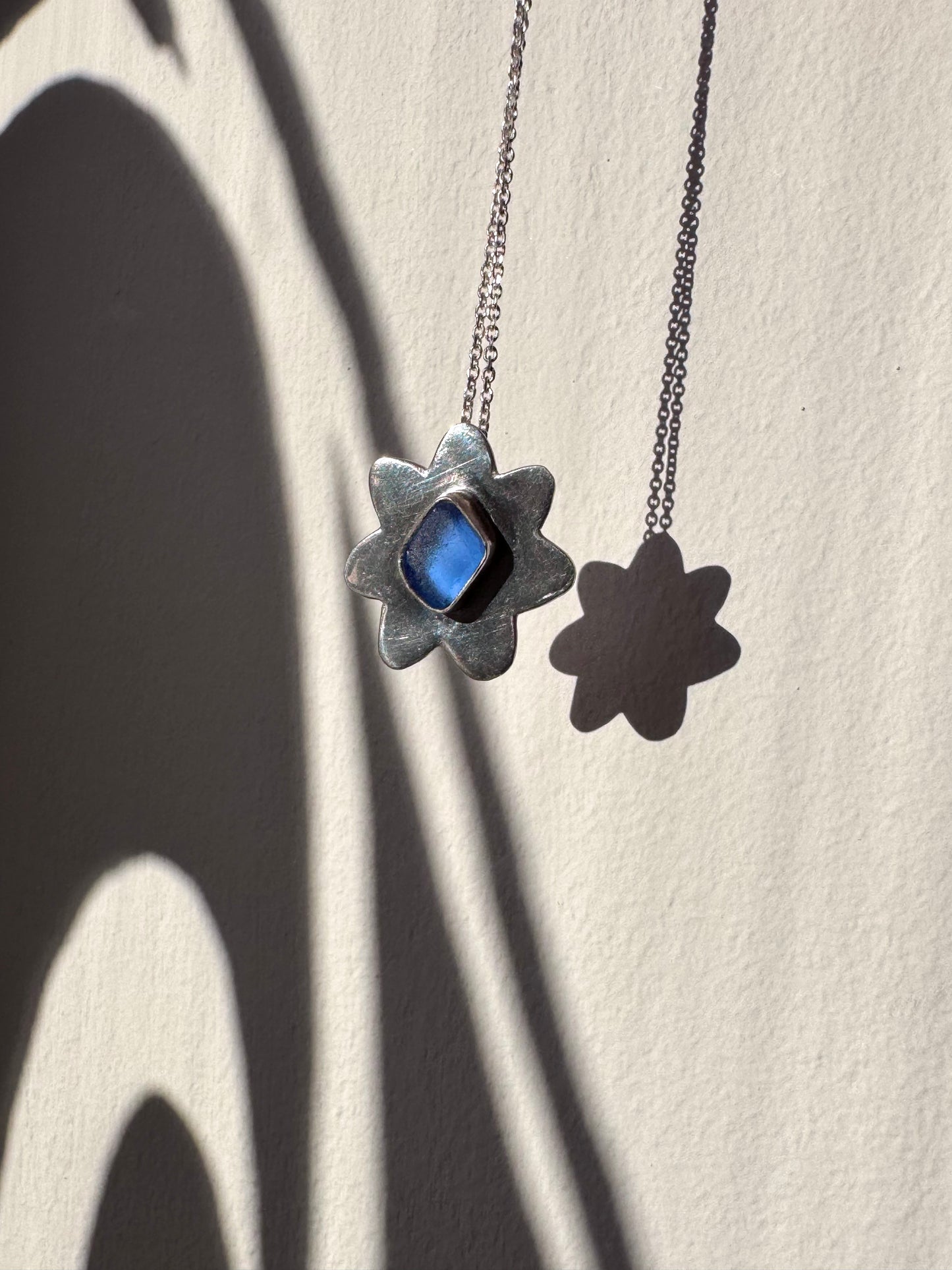 The Flower Signet Necklace - Skye in cornflower blue