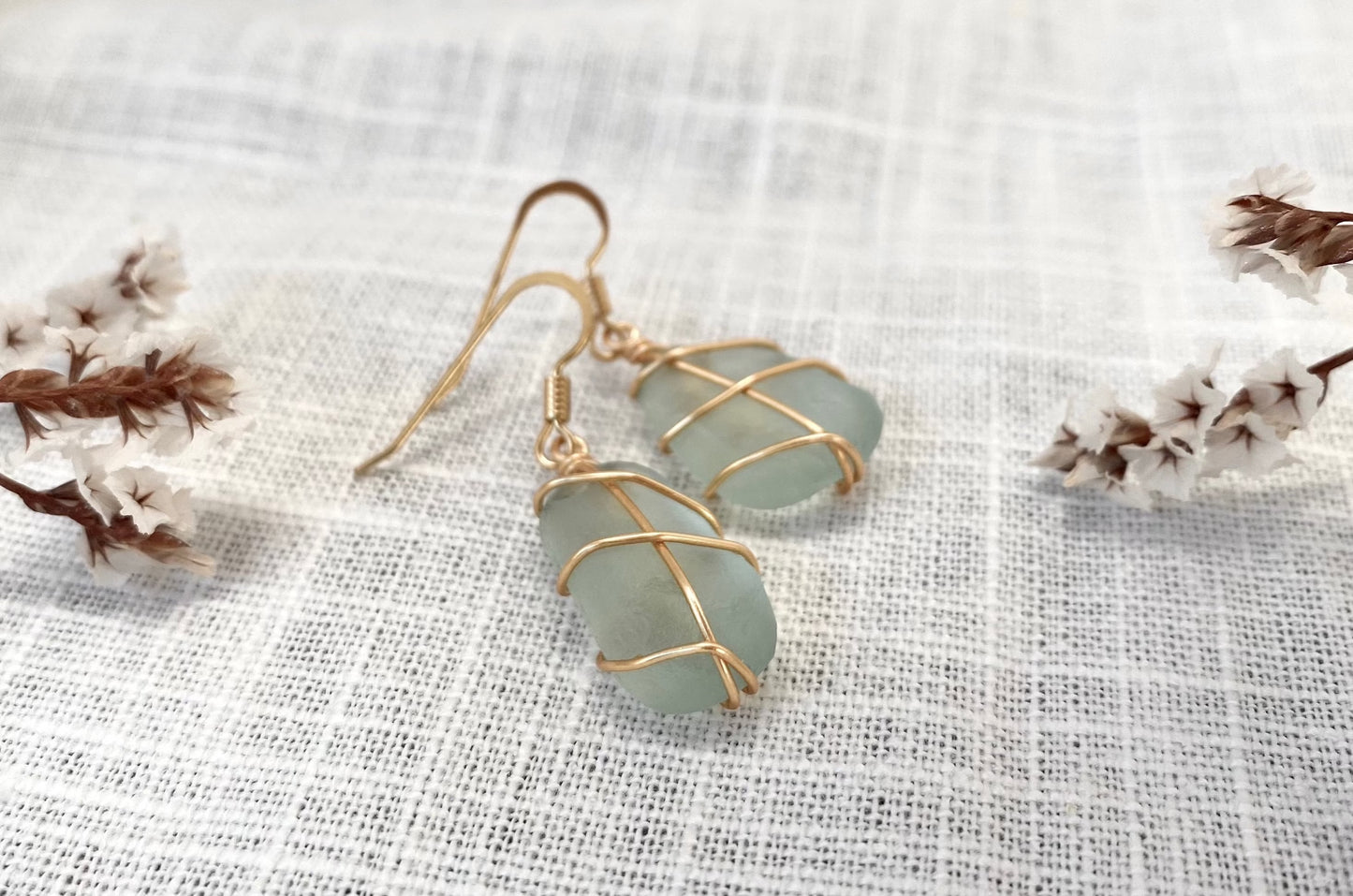 Classic gold earrings - Light Blue