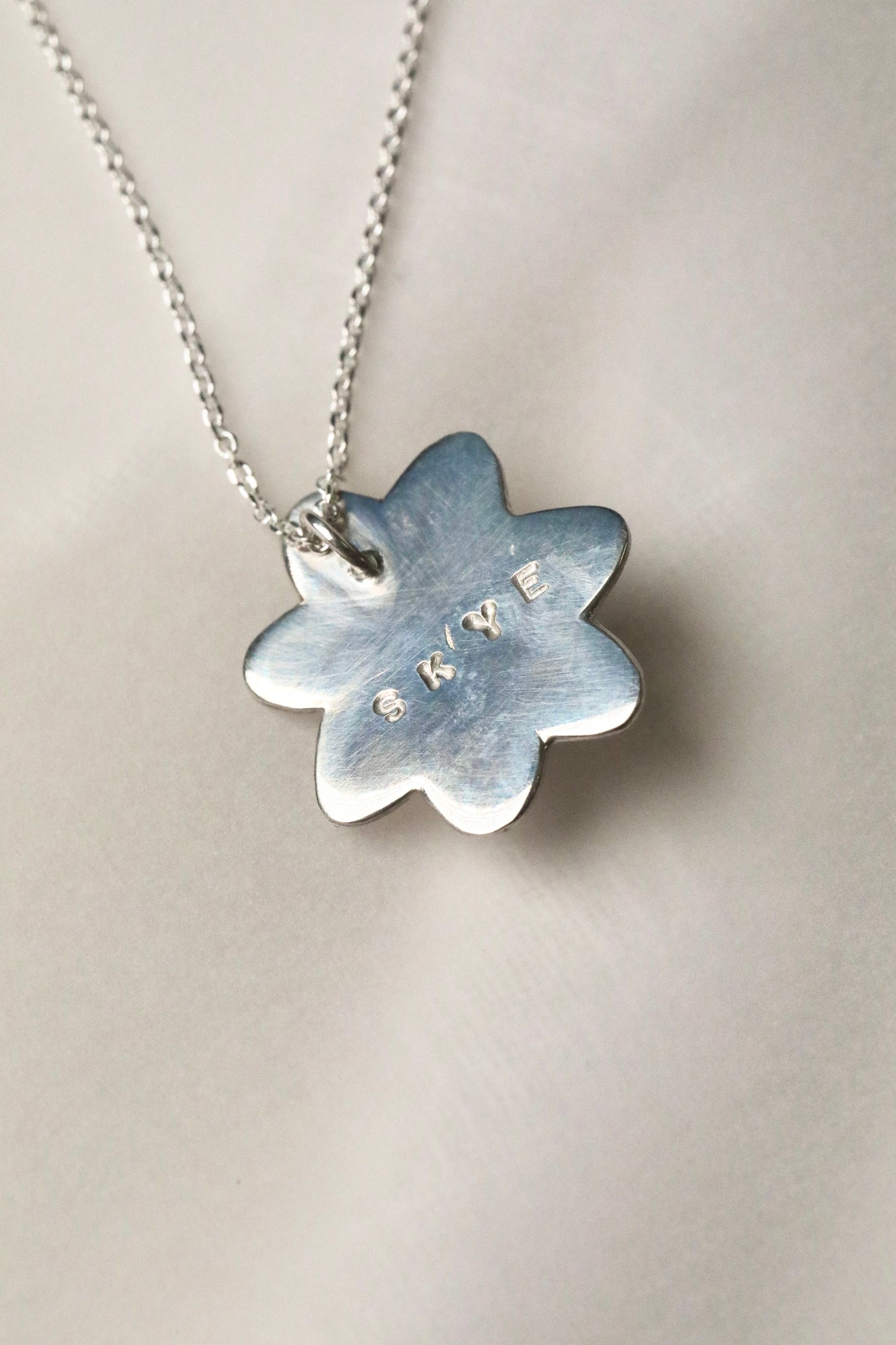 The Flower Signet Necklace - Skye in teal green