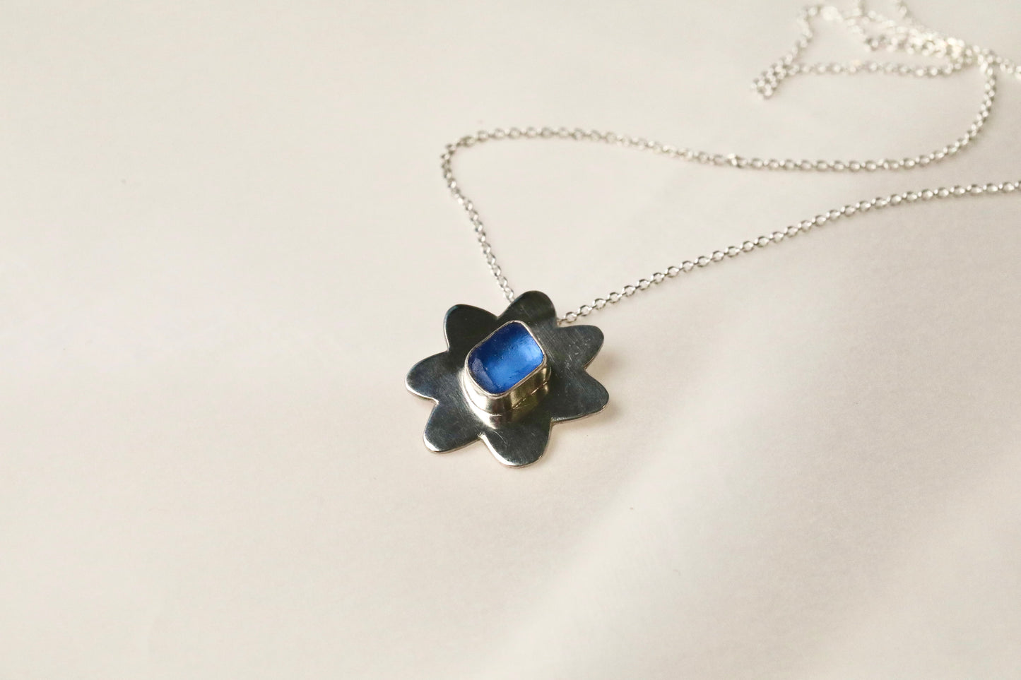 The Flower Signet Necklace - Skye in cornflower blue