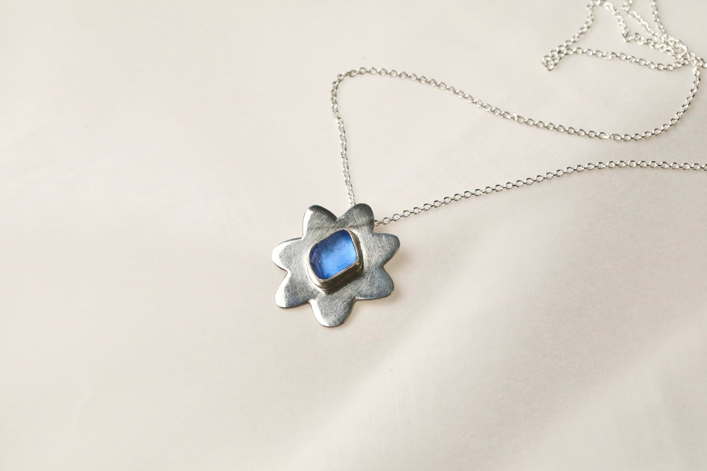 The Flower Signet Necklace - Skye in cornflower blue