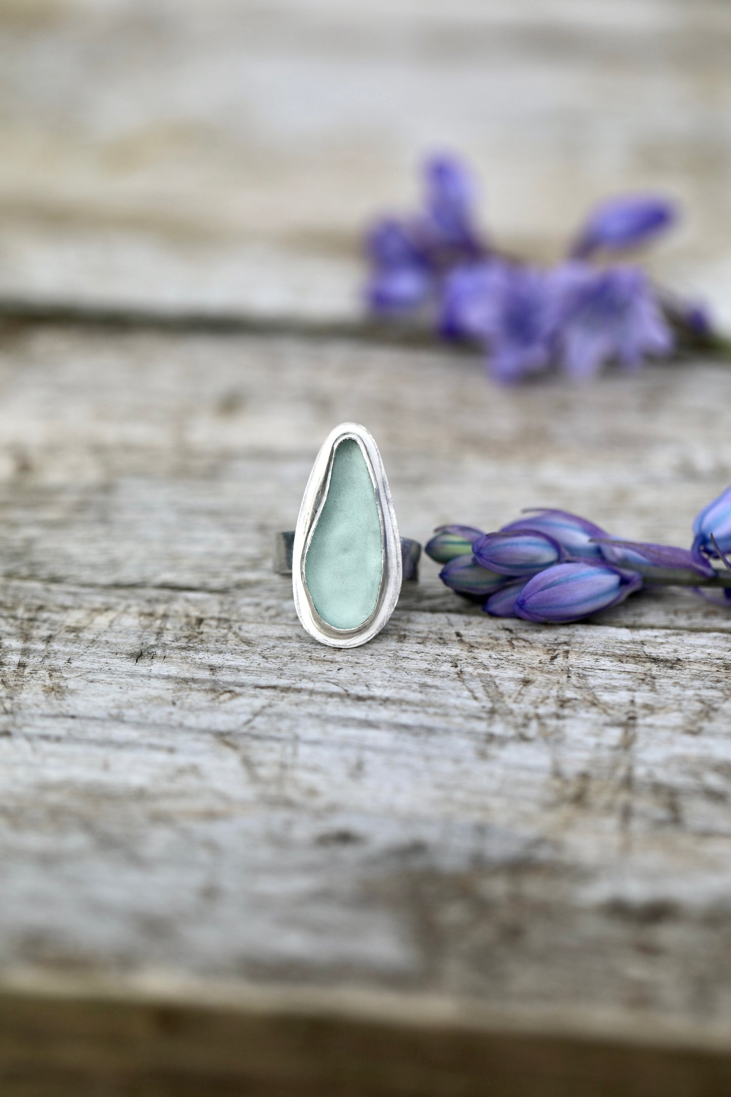 ARRAN Light blue bordered silver ring - size L