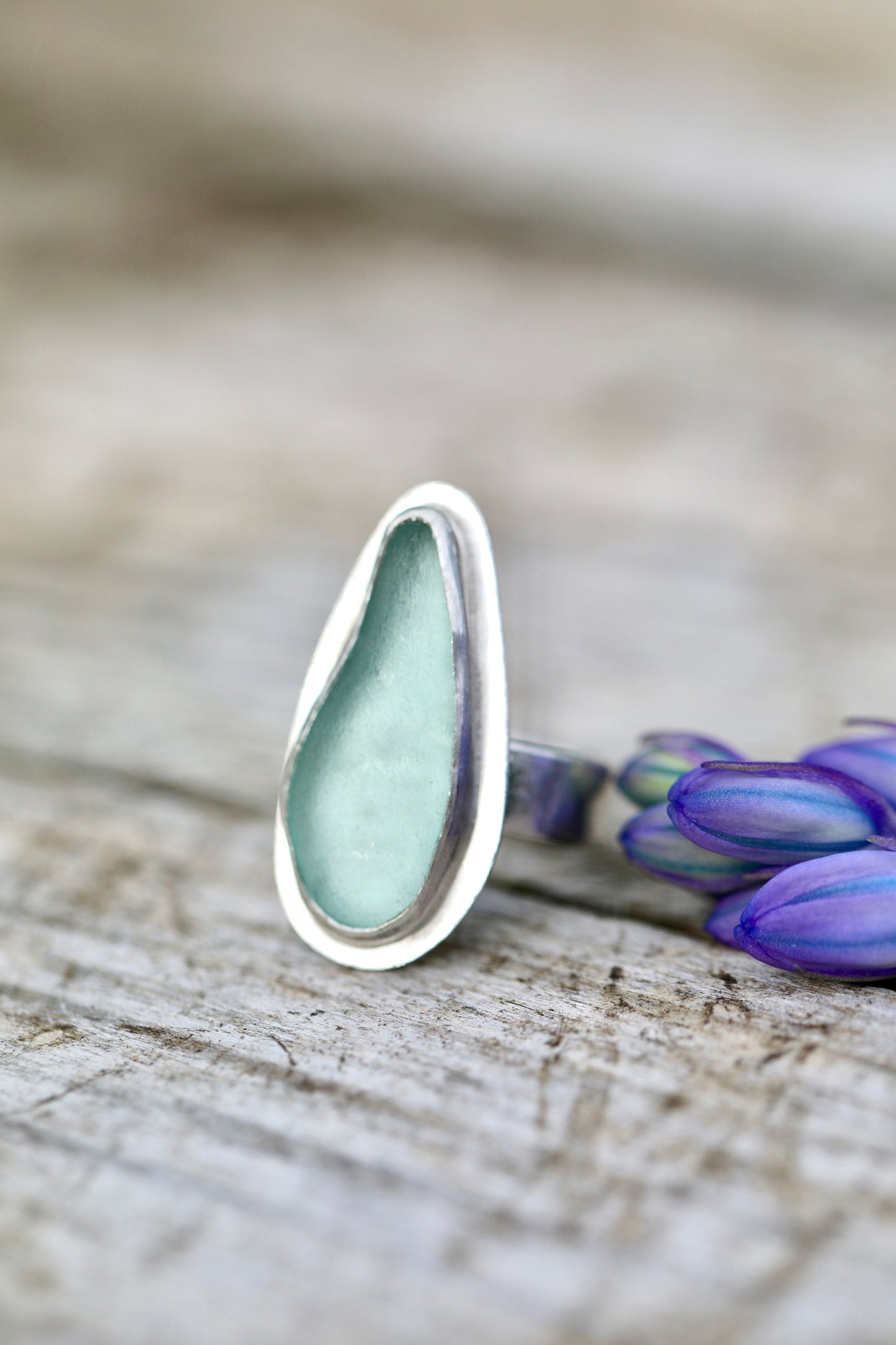 ARRAN Light blue bordered silver ring - size L