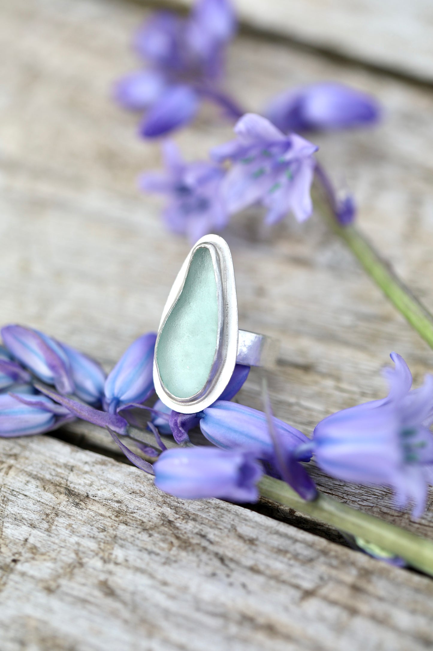 ARRAN Light blue bordered silver ring - size L