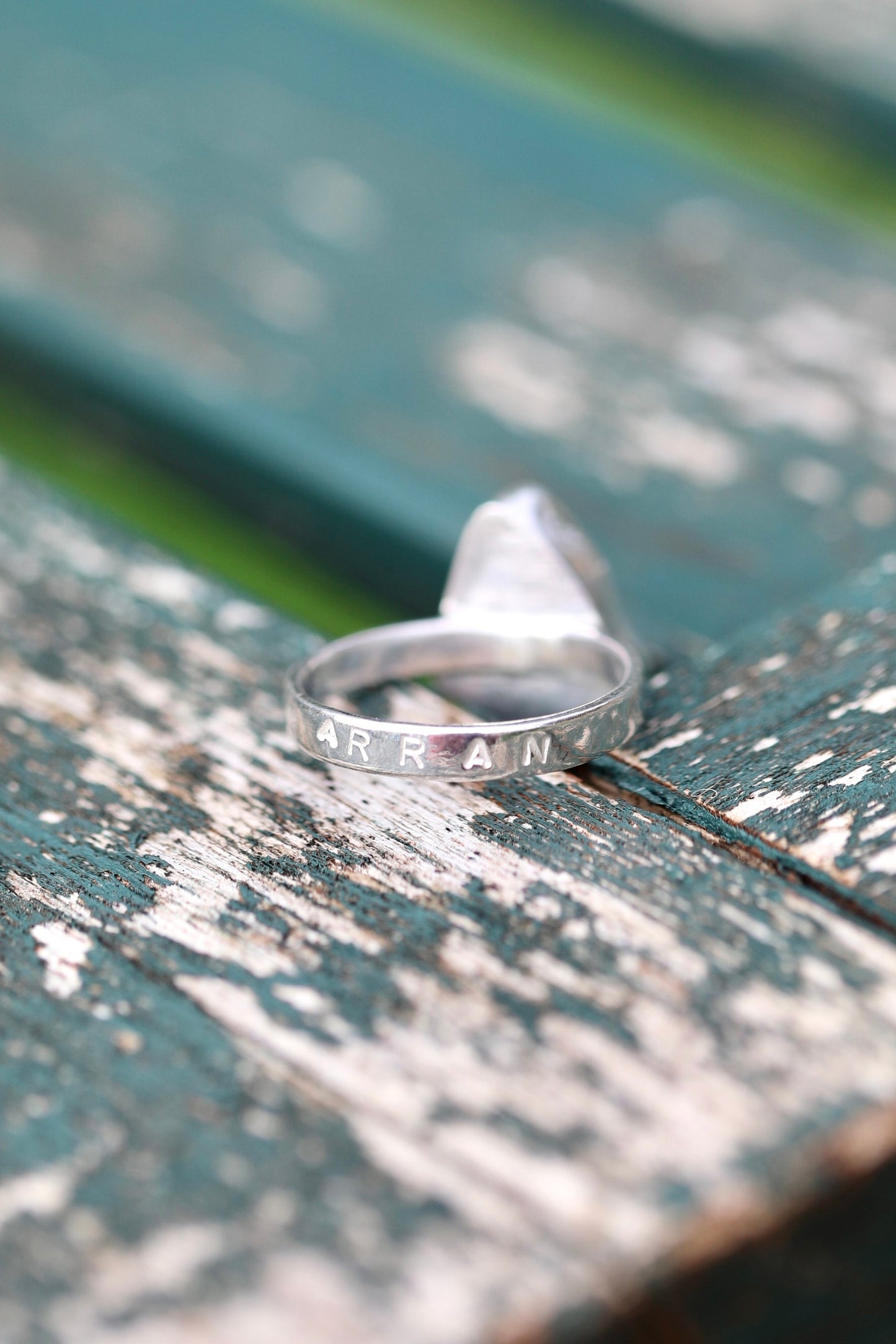 ARRAN Emerald green swirl silver ring - size O 1/2