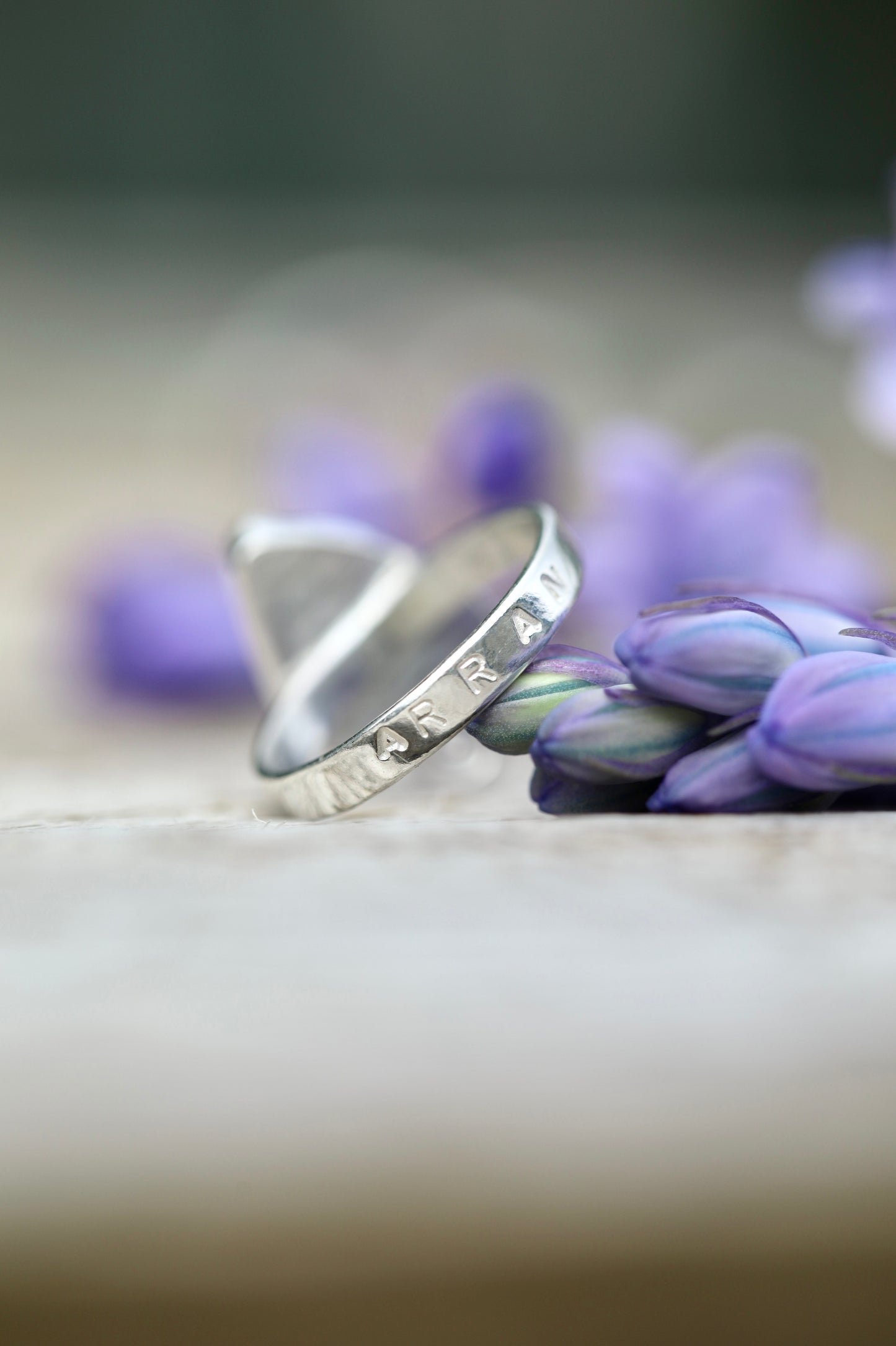 ARRAN Emerald green swirl silver ring - size O 1/2