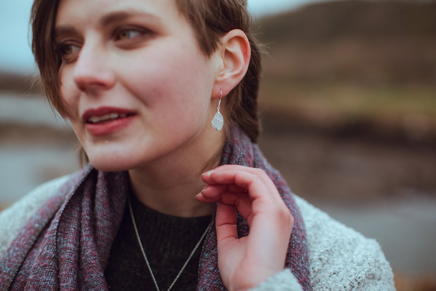 Classic silver earrings - Frosted White