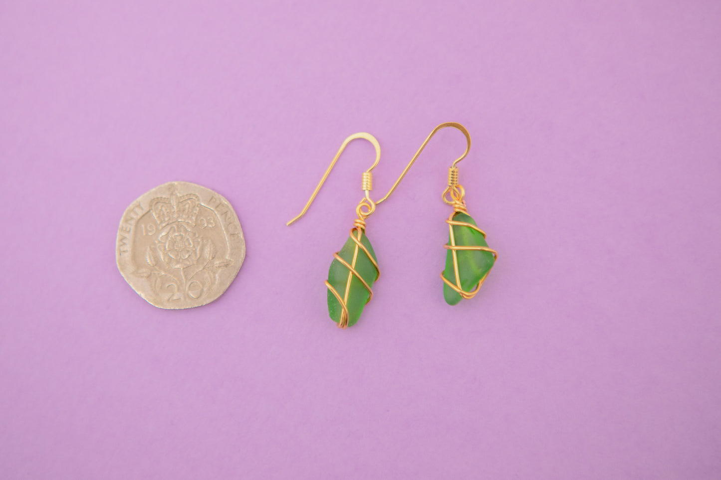 Classic gold earrings - Bright Green