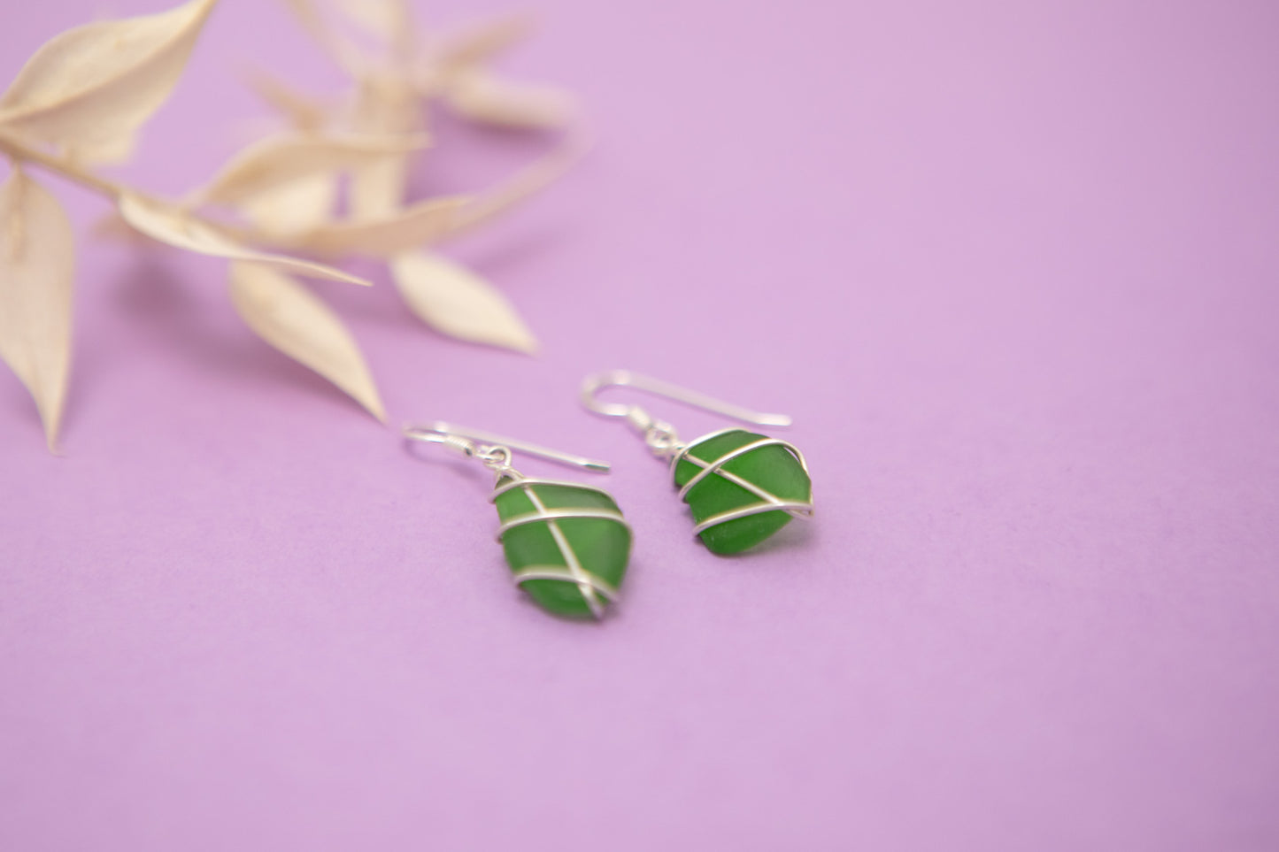 Classic silver earrings - Bright Green