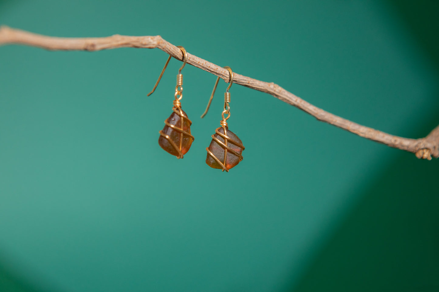 Classic gold earrings - Brown