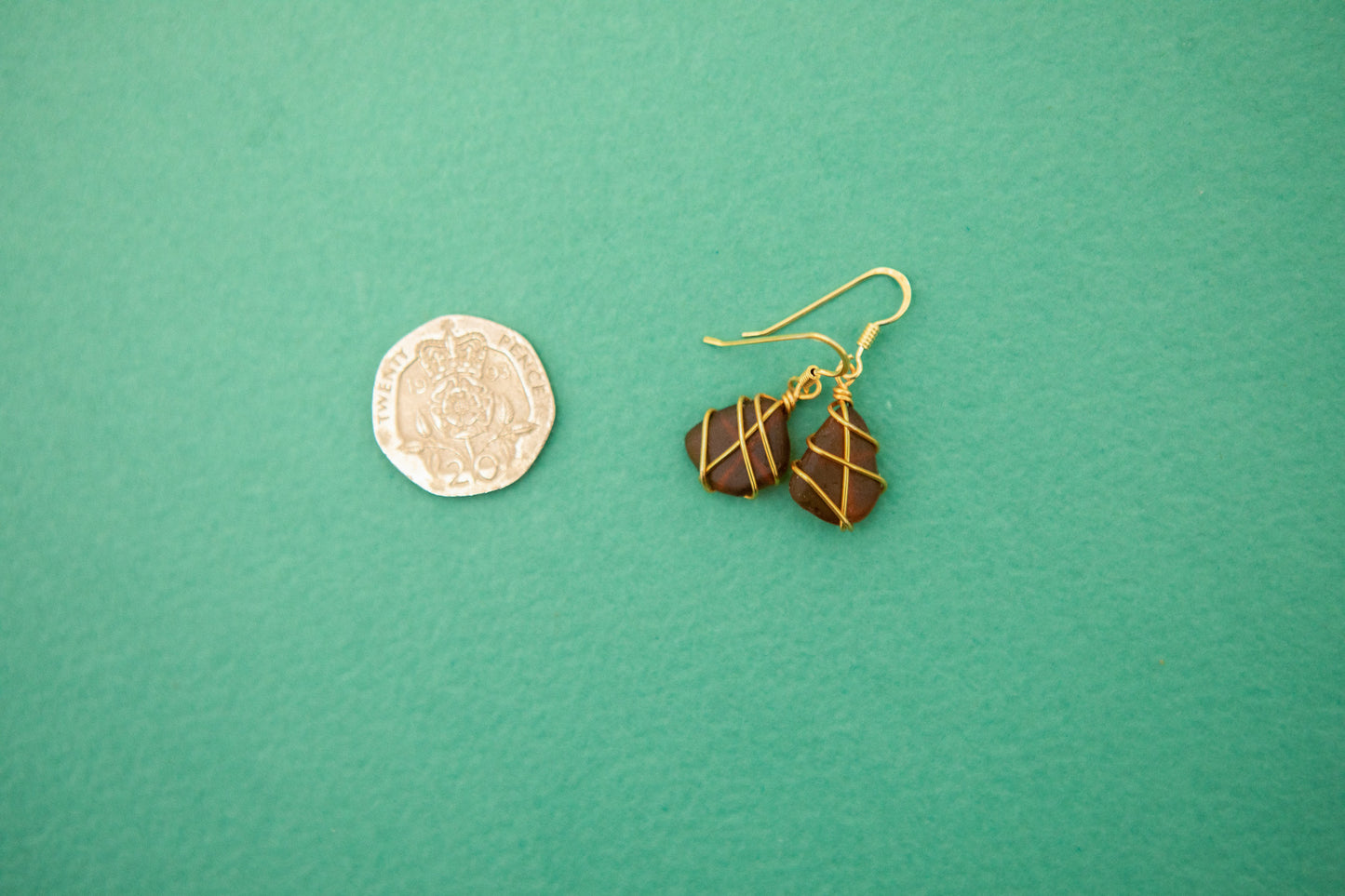 Classic gold earrings - Brown