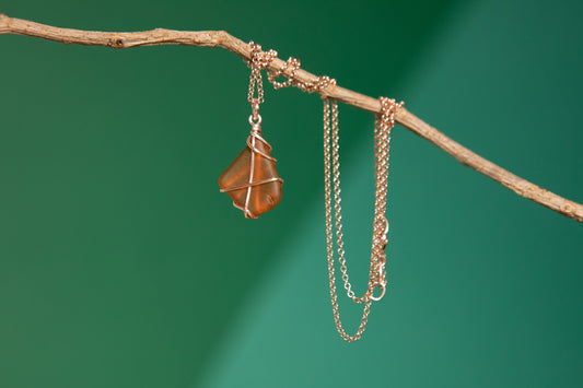 Classic Rose Gold Necklace - Amber