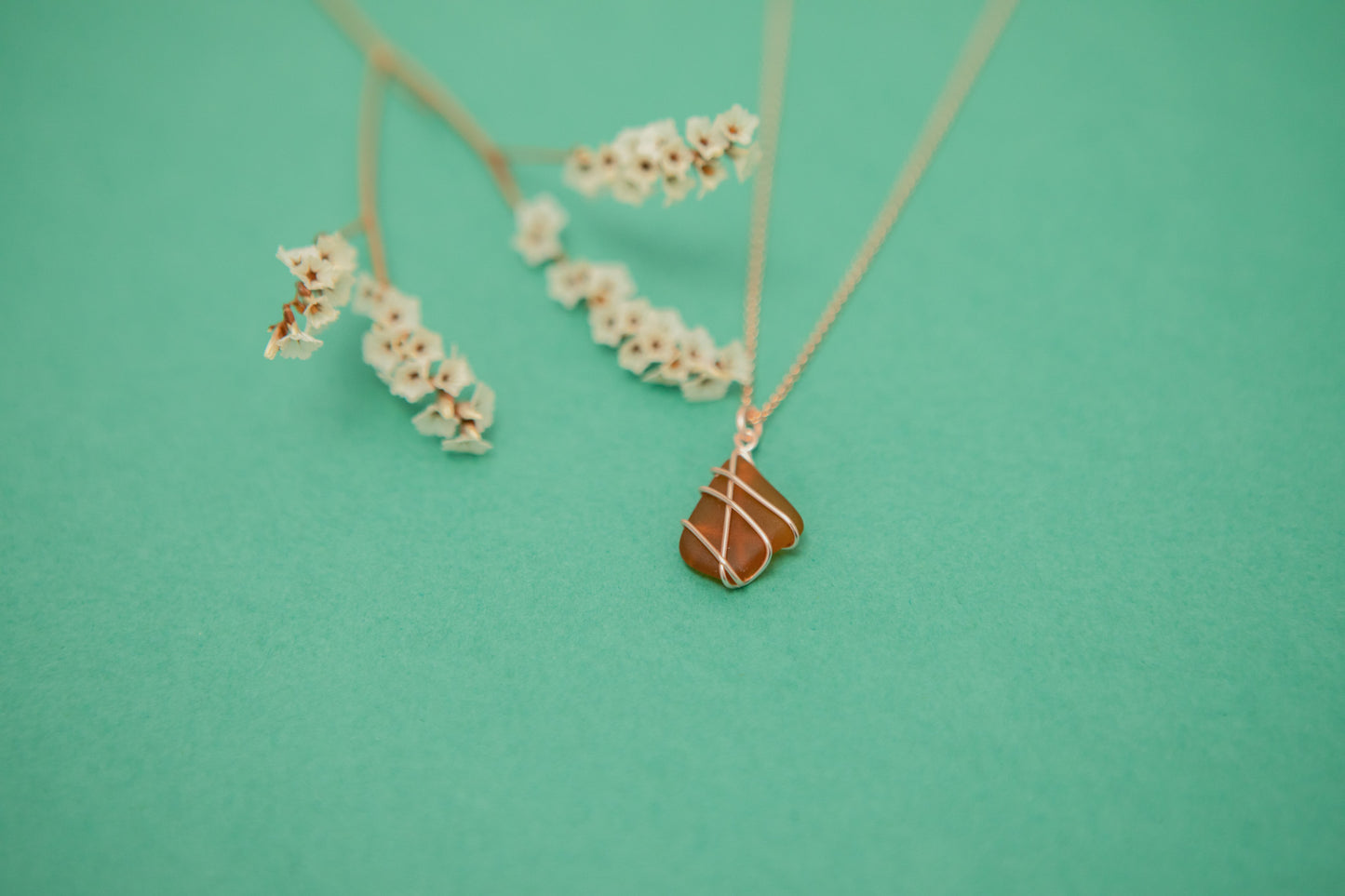 Classic Rose Gold Necklace - Amber