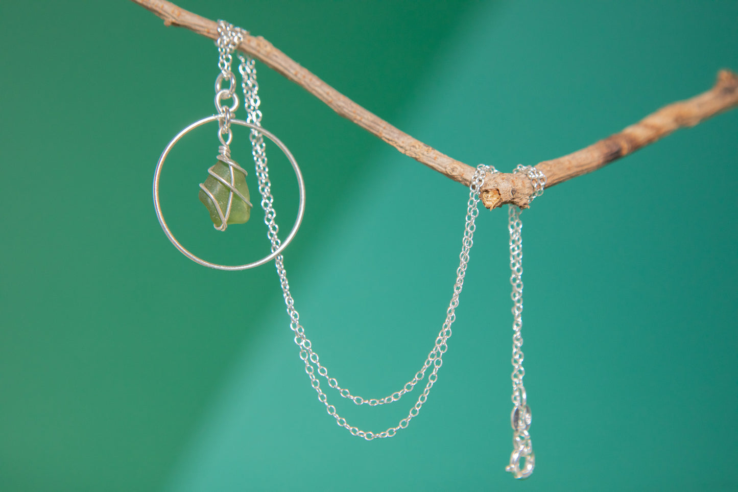 Jennie Hoop Necklace in Silver & Dark Green