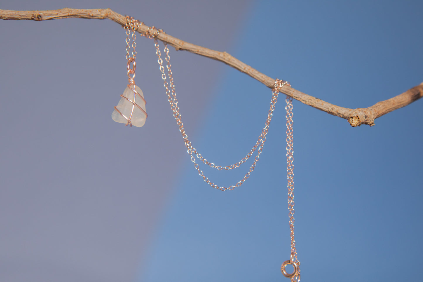 Classic Rose Gold Necklace - Frosted White