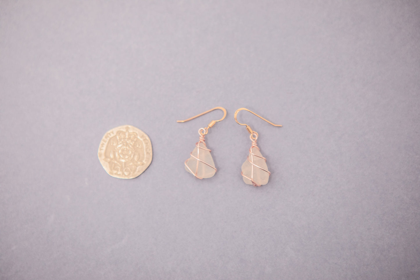 Classic rose gold earrings - Frosted White