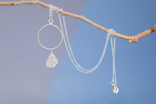 Lillie Hoop Necklace in Silver & Frosted White